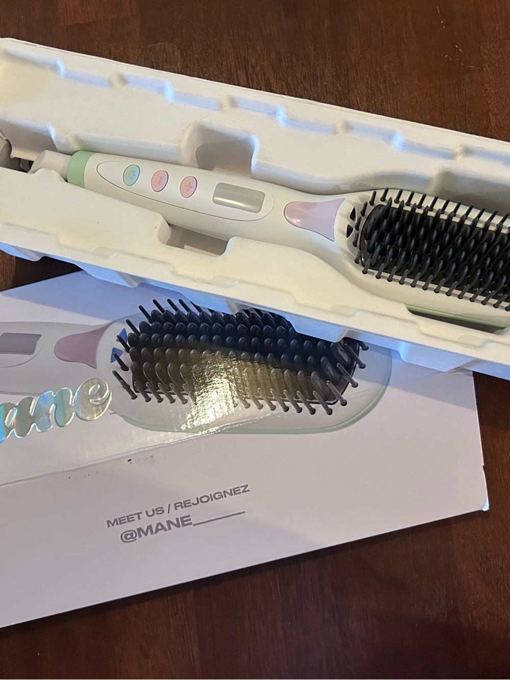 MANE - Get Ur Sleek On Hot Straightening Brush